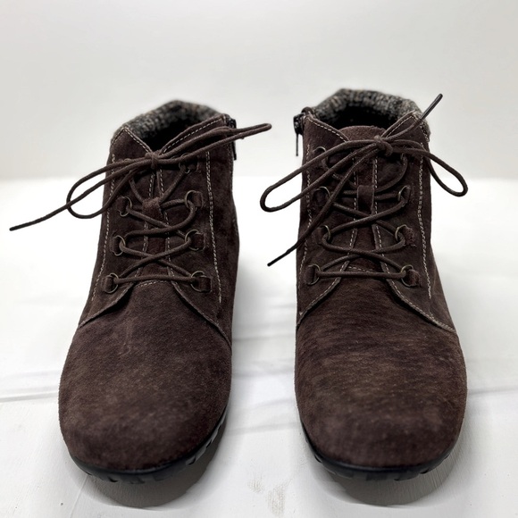Propet Women's Delaney Ankle Boot - Picture 1 of 7